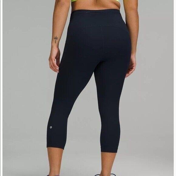 lululemon athletica Pants - Lululemon Cropped Leggings